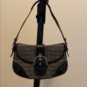 Authentic Coach shoulder bag